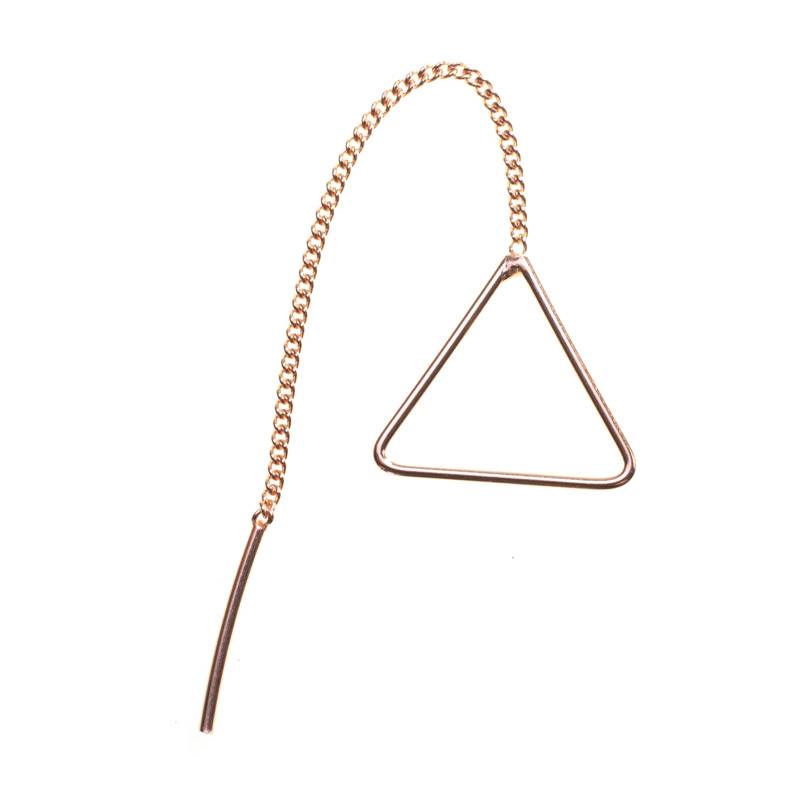 Pendientes triángulo con cadena bañados en Oro