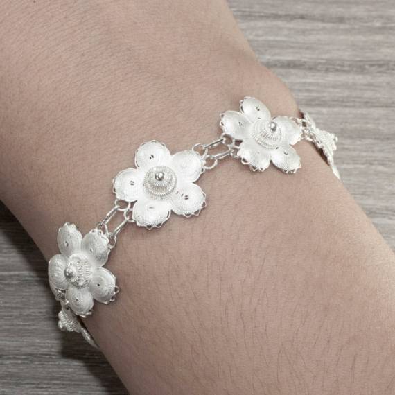 Pulsera flores de filigrana cordobesa Plata de Ley 2