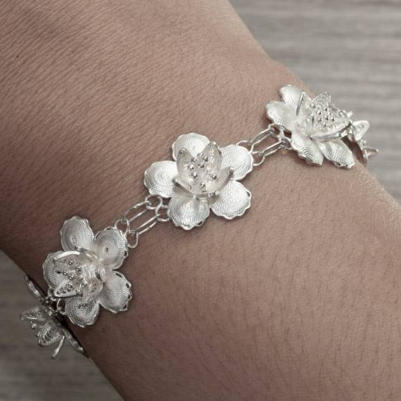 Pulsera flores dobles de filigrana cordobesa Plata de Ley 2