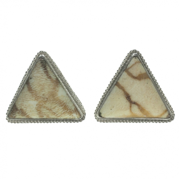 Pendientes Triángulo Coral blanco