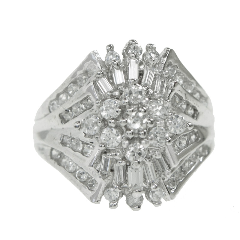 Anillo flor baguette Plata de Ley