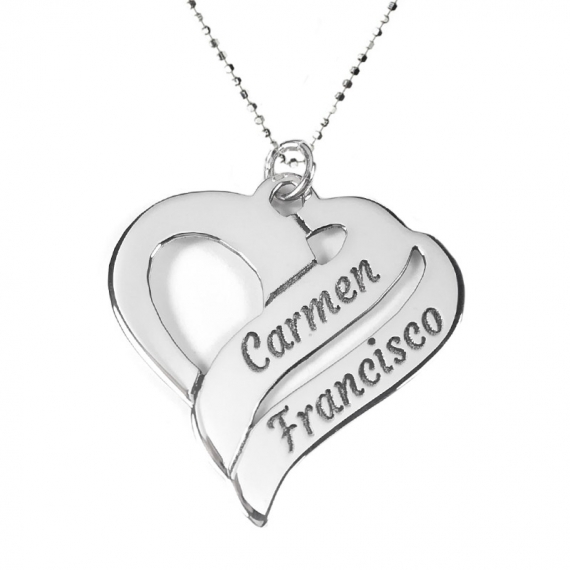 Collar corazón con nombres