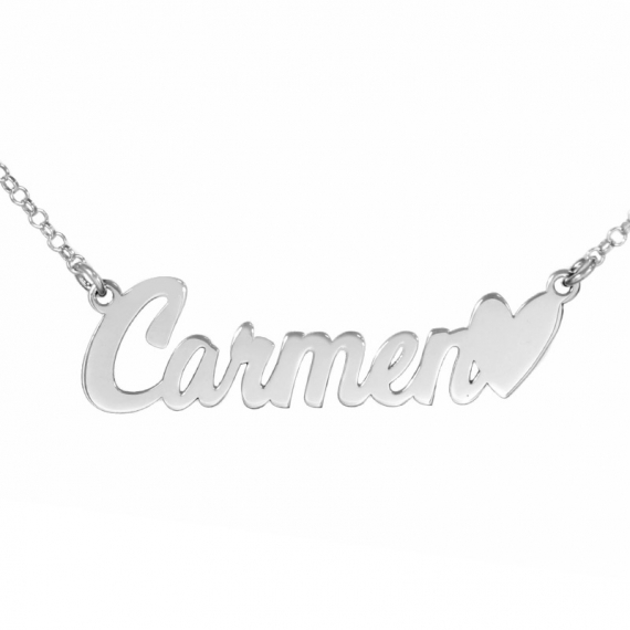 Collar con nombre personalizado y corazón