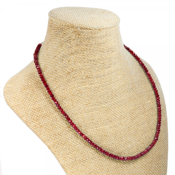 Collar Rubí facetado