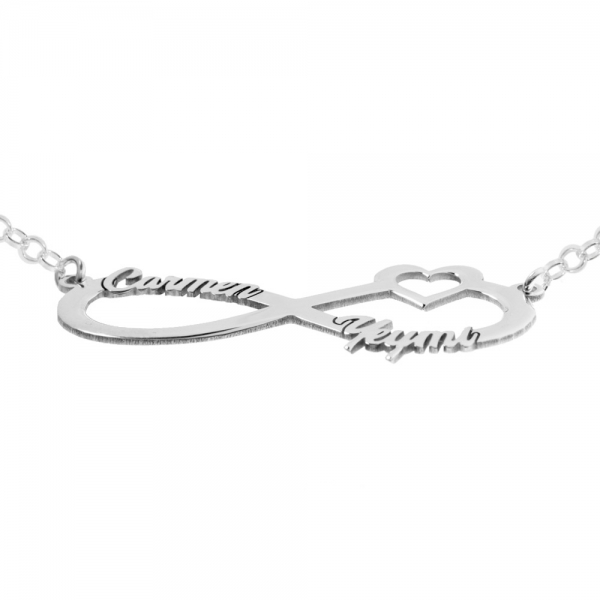 Collar infinito nombres personalizados con corazón