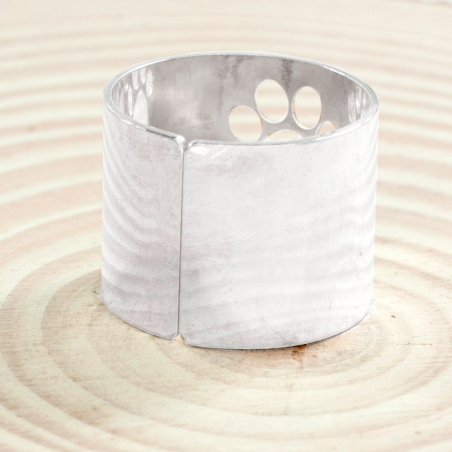 Anillo ancho huella con nombre personalizado