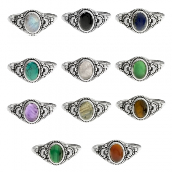 Anillo étnico con piedra y lunas