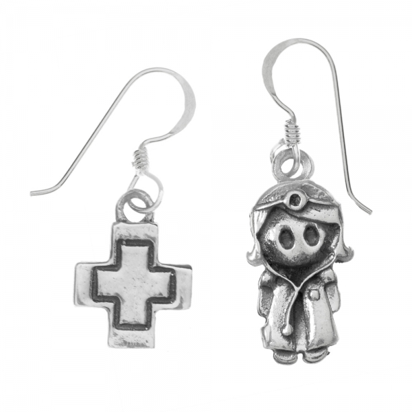 Pendientes de la doctora