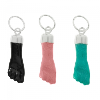 Amuleto puño de Higa