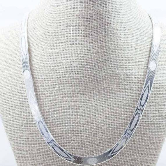 Collar omega Plata de Ley